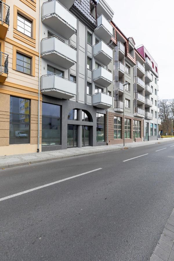 Stylowy Apartament Z Tarasem Swinoujscie Center By Noclegi Renters Екстериор снимка